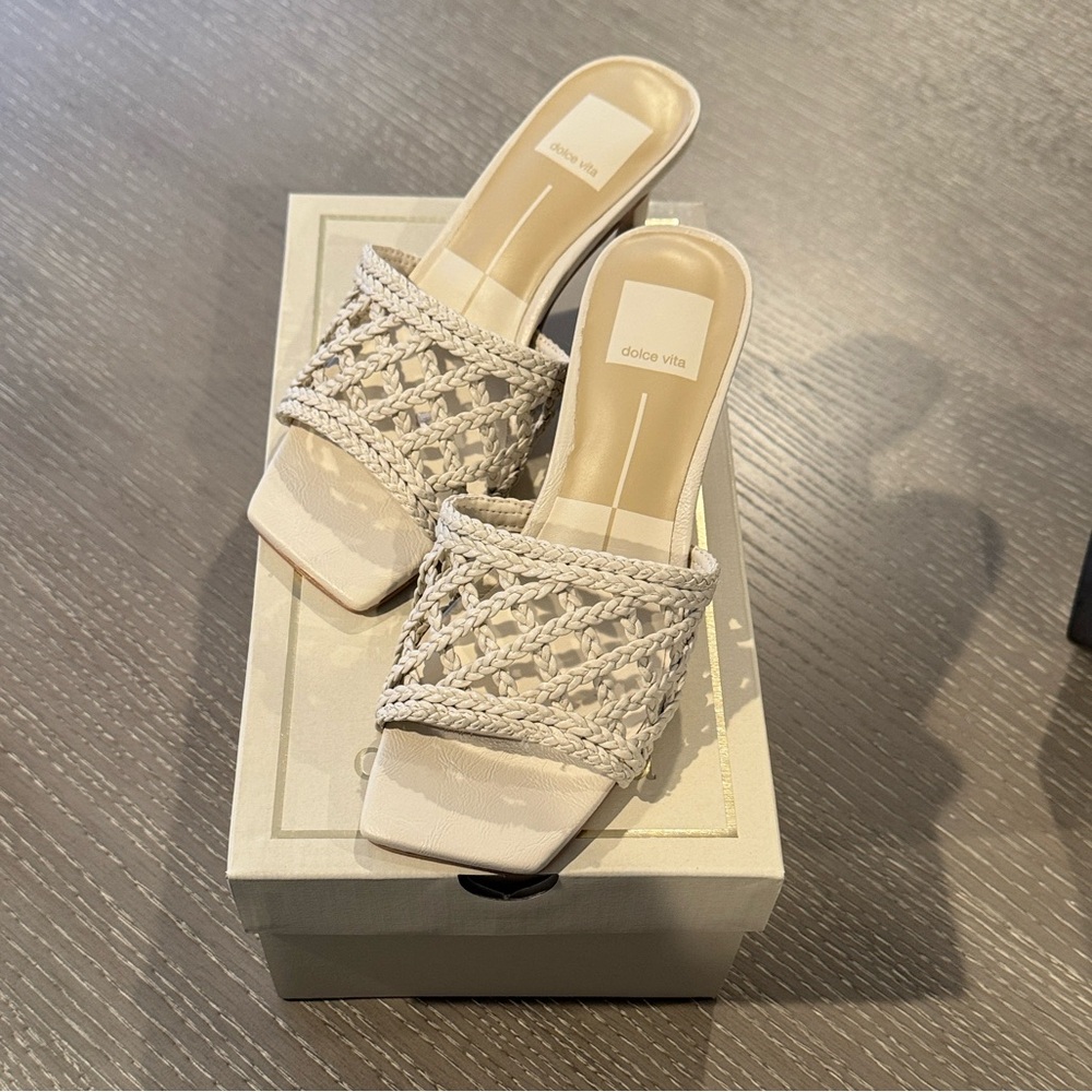 Dolce Vita Bowen Sandals - Size 8 - Picture 4 of 8